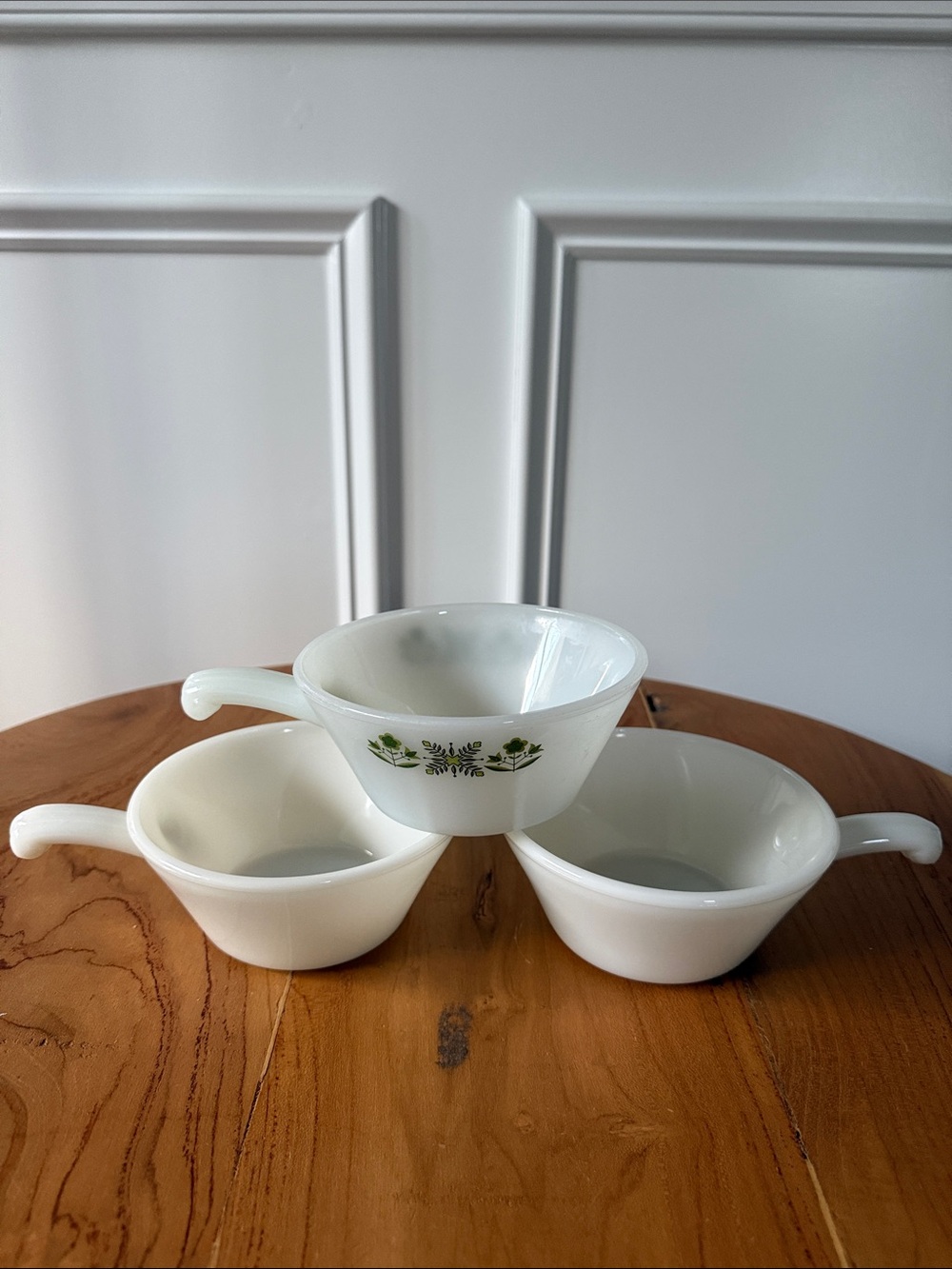 Anchor Hocking Fire King Set of 3 Milk Glass Soup Bowls Meadow Green & Plain